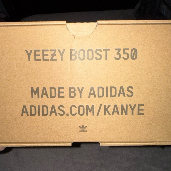 AUTHENTIC Adidas Yeezy Boost 350 V2 Beluga 2.0 - Picture 11 of 11